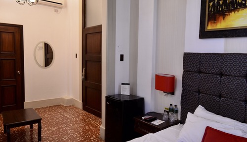 Suite junior, 1 cama de matrimonio con sofá cama