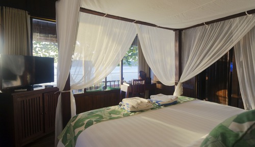 Villa familiar, 2 habitaciones, piscina privada, frente a la playa