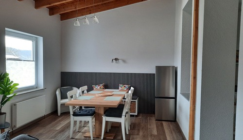 Apartamento, 2 habitaciones, cocina, vistas al jardín