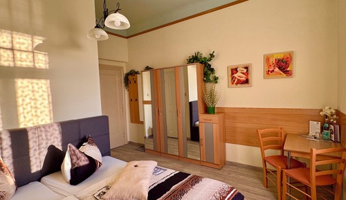 Habitación Confort doble (mit Flussblick)