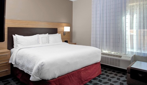 Estudio, 1 cama de matrimonio grande con sofá cama