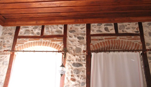 Deluxe Room 6