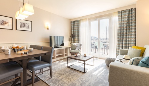 Apartamento, 2 habitaciones, balcón