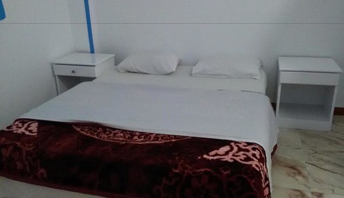 Estudio superior, 1 habitación