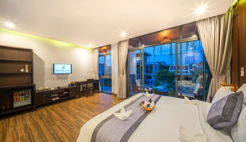 Suite de luna de miel, 1 cama de matrimonio grande, balcón, junto a la piscina