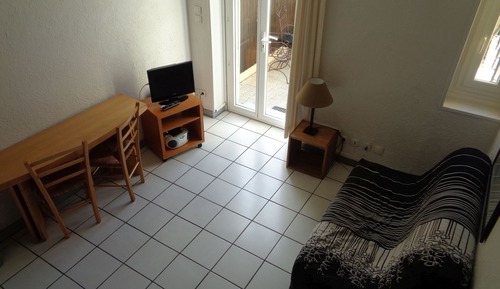 Basic Apartment, Ensuite, Garden View