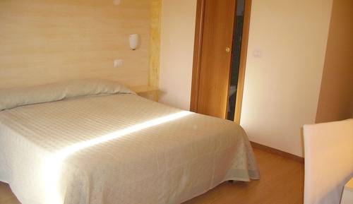 Habitación doble, patio, vistas a la colina