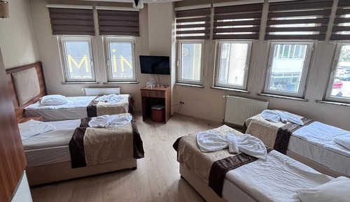 Habitación cuádruple estándar