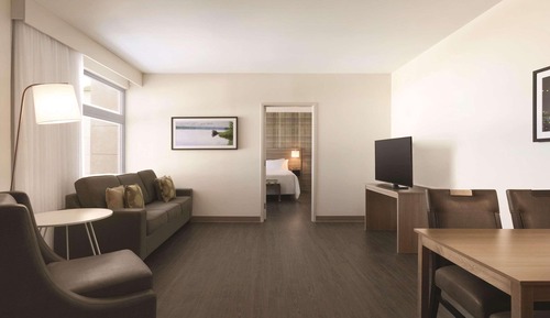 Suite, 1 habitación, en una planta alta (NonSmoking  )