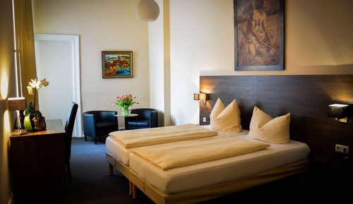 Habitación clásica con 2 camas individuales