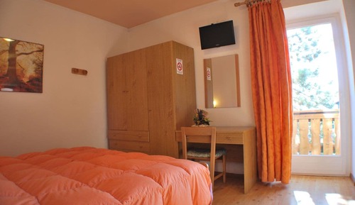 Habitación cuádruple, balcón