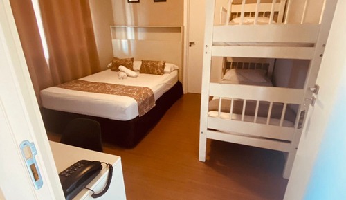 Habitación cuádruple estándar