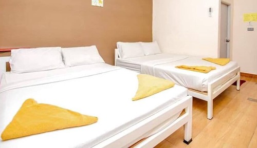 Habitación cuádruple exclusiva, 2 camas de matrimonio, vistas al jardín