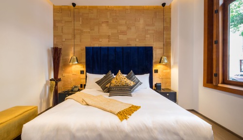 Master suite con tina