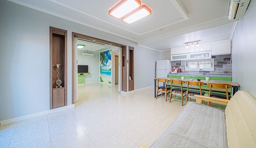 Habitación doble (Room 202)