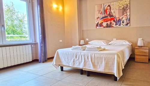 Habitación estándar con 1 cama doble o 2 individuales