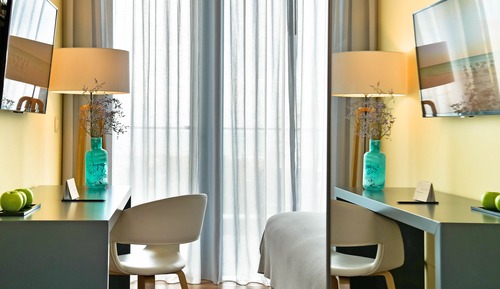 Habitación Deluxe con 2 camas individuales, vistas al mar