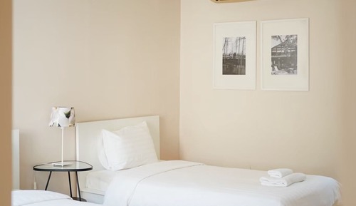 2 Bedroom Suite