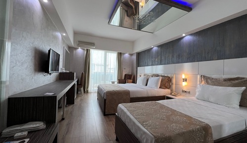Deluxe Room with Balcony