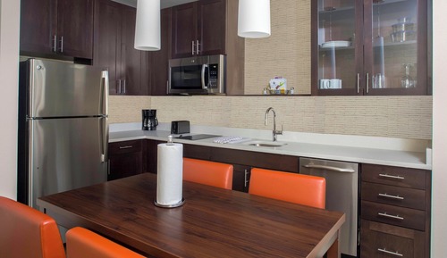Suite, 1 habitación, bañera (Mobility/Hearing Accessible, Tub)
