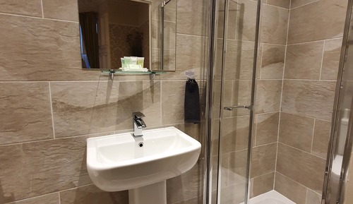 Habitación doble, baño privado (Room 1)