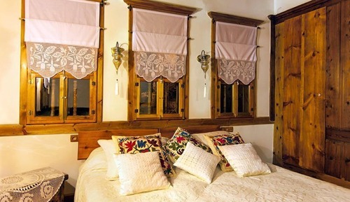 Habitación estándar con 1 cama doble o 2 individuales