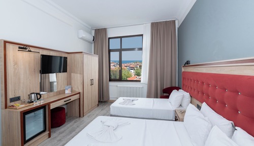 Habitación triple superior, vistas al mar