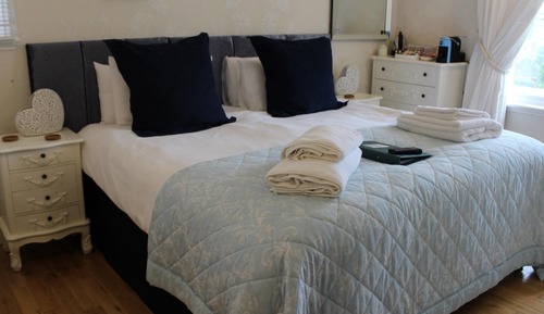 Habitación doble, 1 cama de matrimonio grande, vistas a la montaña (Malvern View)