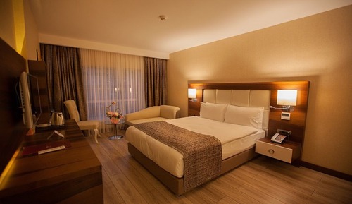 Habitación estándar con 1 cama doble o 2 individuales, 1 cama de matrimonio