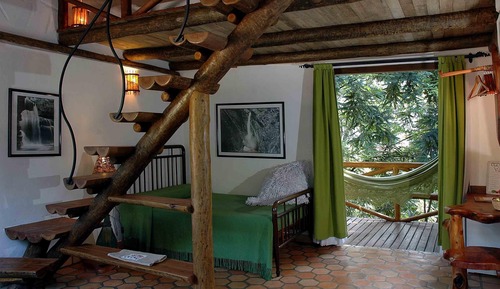 Habitación superior, patio, en la zona del jardín