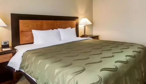 Habitación individual estándar, 1 cama de matrimonio grande con sofá cama, no fumadores