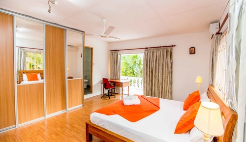 Habitación Deluxe doble, 1 cama de matrimonio grande, vistas al mar, junto a la montaña