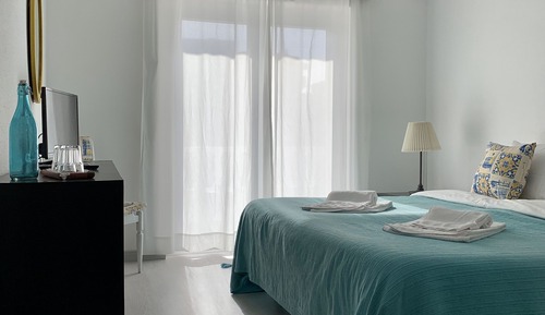 Habitación doble, baño privado (Ocean Quiet room)