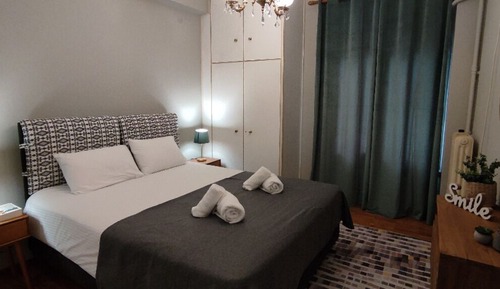 Design Apartment (Separate Apartment  50m from the hotel)