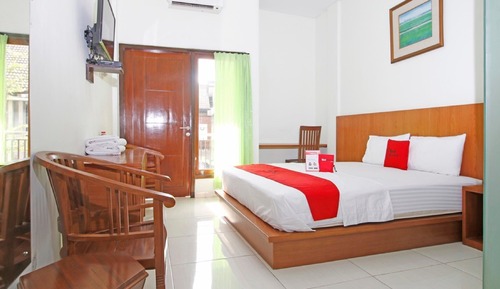 Habitación con 2 camas individuales