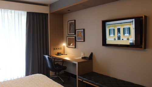 Estudio familiar, 1 cama de matrimonio, balcón, vistas a la ciudad