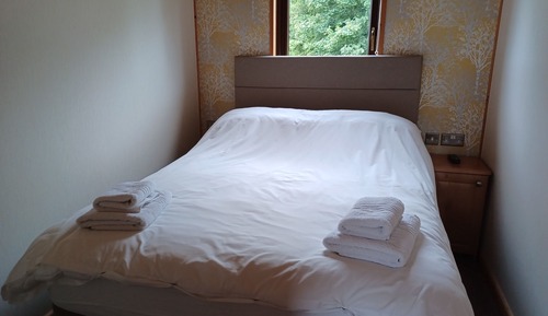 Apartamento Confort, baño privado, vistas al jardín
