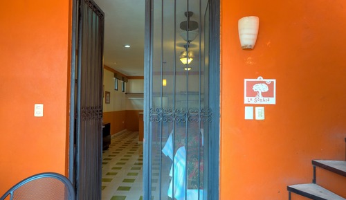 La Sombra
