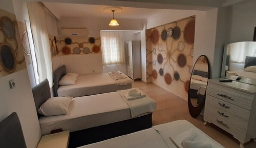 Habitación cuádruple estándar