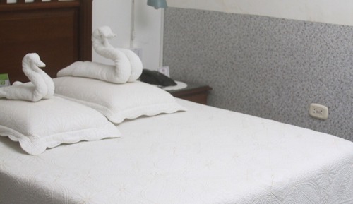 Economy Room, 1 Bedroom, Private Bathroom