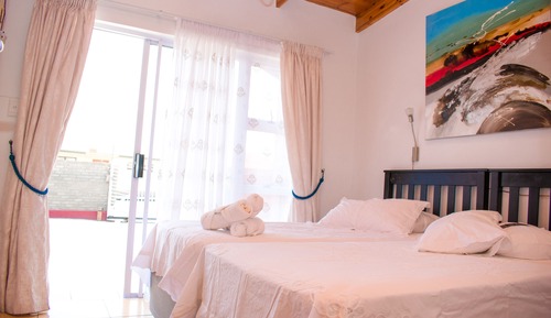 Habitación con 1 cama doble o 2 individuales
