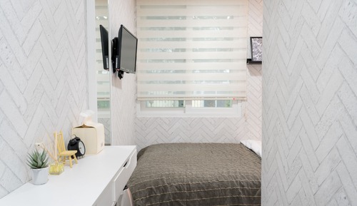 Deluxe Single Room (Foreigner Only, Must notify the hotel of your check-in time)