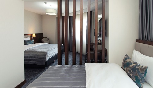 Suite familiar