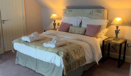 Habitación estándar con 1 cama doble o 2 individuales