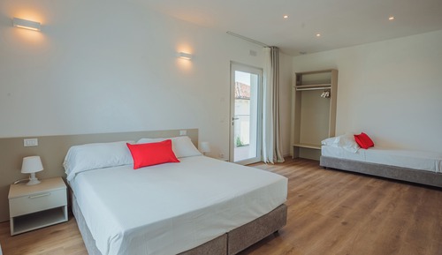 Habitación triple de diseño