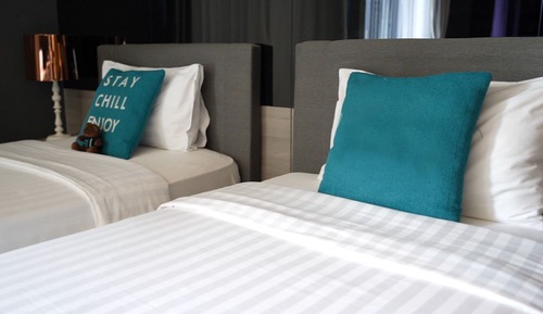 One Bedroom Deluxe Seaview Twin