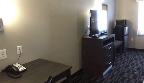 Suite, 2 camas de matrimonio, cocina básica
