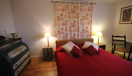 Habitación con 1 cama doble o 2 individuales, baño privado, vistas al jardín (La Découverte)