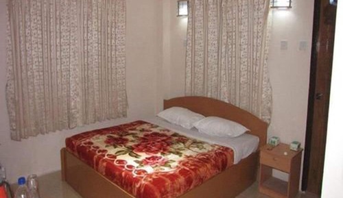 Habitación superior (with Window)