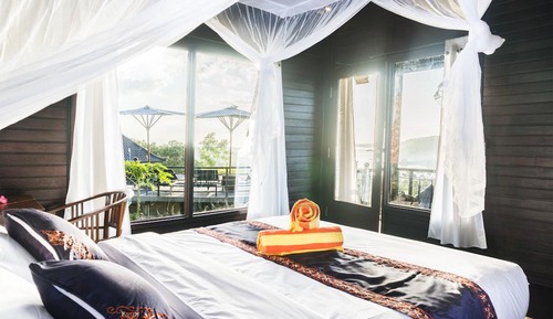 Bungalow Deluxe, vistas al mar